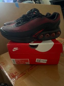 NIKE SIZE 10 for men’s