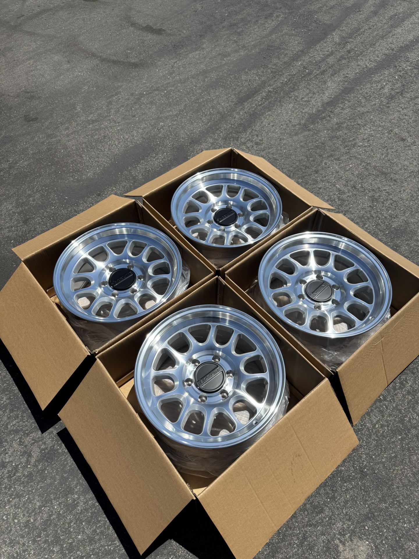 New Machined Raceline Rogue 17” Off-Road Wheels 6 Lug Chevy GMC Toyota 6x139.7 Rims 6x5.5