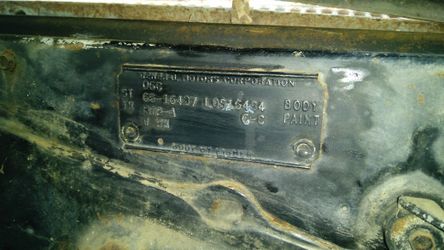 Impala Super sport year 1965 motor 305 standard transmission 2 gear I have most of the parts