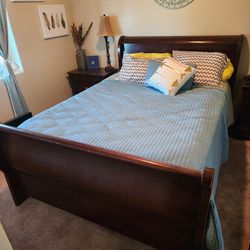 Queen Size Sleigh bed Frame