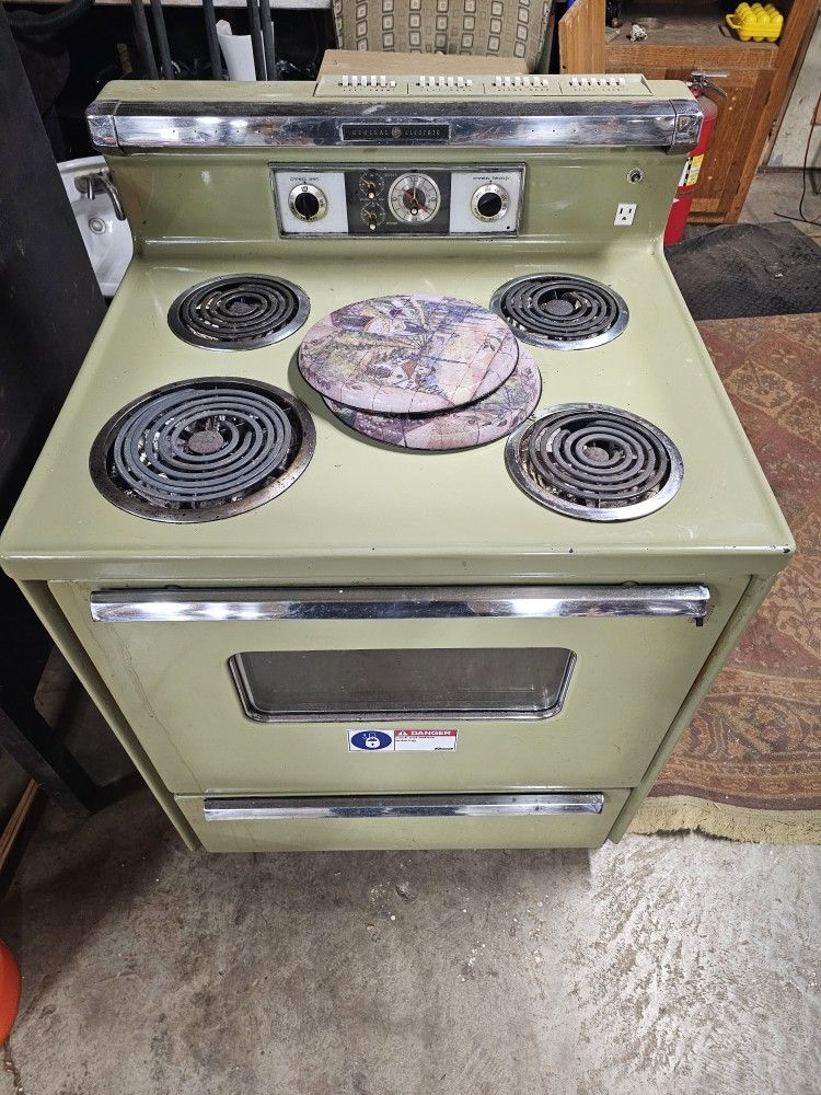 1960s 1970s Range General Electric Green