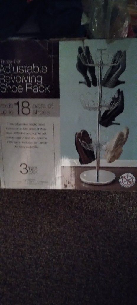 Adjustable Shoe Rack - Holds Up To 18 Pair Shoes