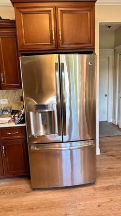 REFRIGERATOR