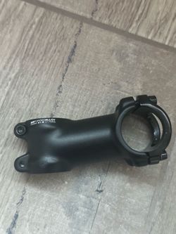 Black Alloy Bike Stem – 70mm / 31.8mm