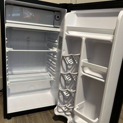 Dandy Designer Refrigerator