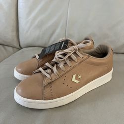 Converse Horween Leather Co. x Pro Size Men’s 4,5, Women 6