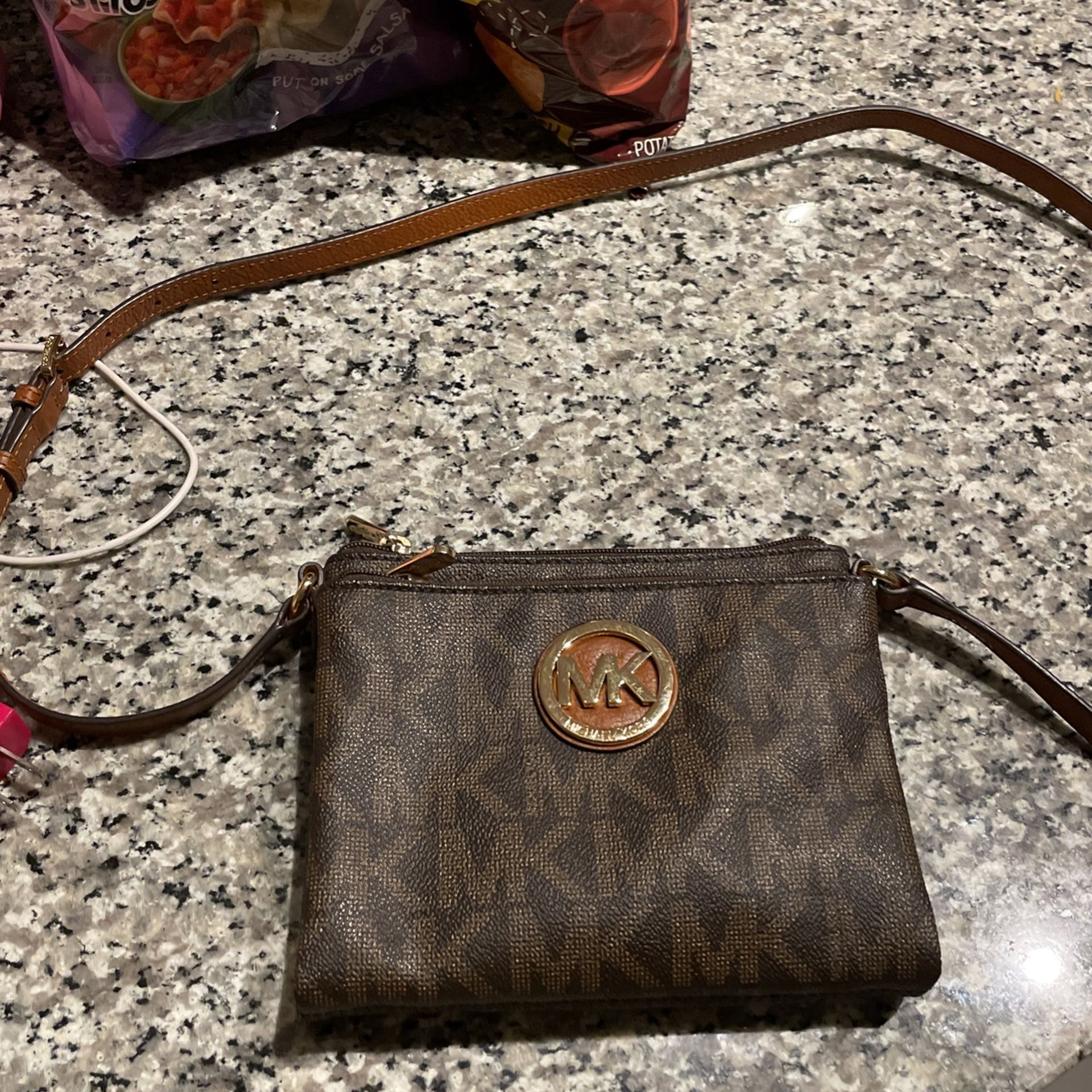 Small Michael Kors purse￼