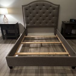 Queen Bed frame With Headboard