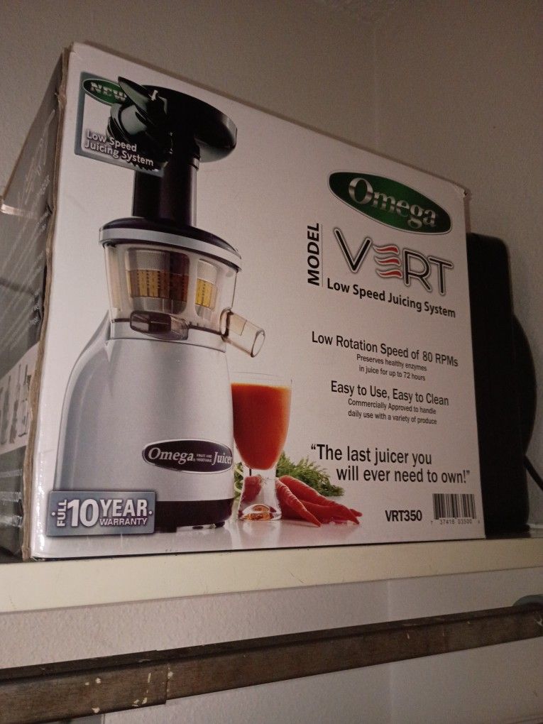 Vert Low Speed Juicing System.