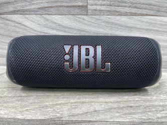 JBL Flip 6 Portable Bluetooth Speaker (A1D032571)