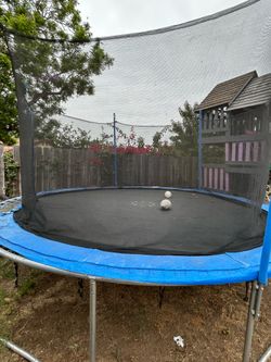 Large trampoline