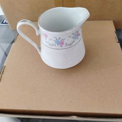 Dynasty Creamer