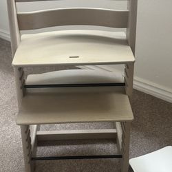 Stokke Tripp Trapp Chair 