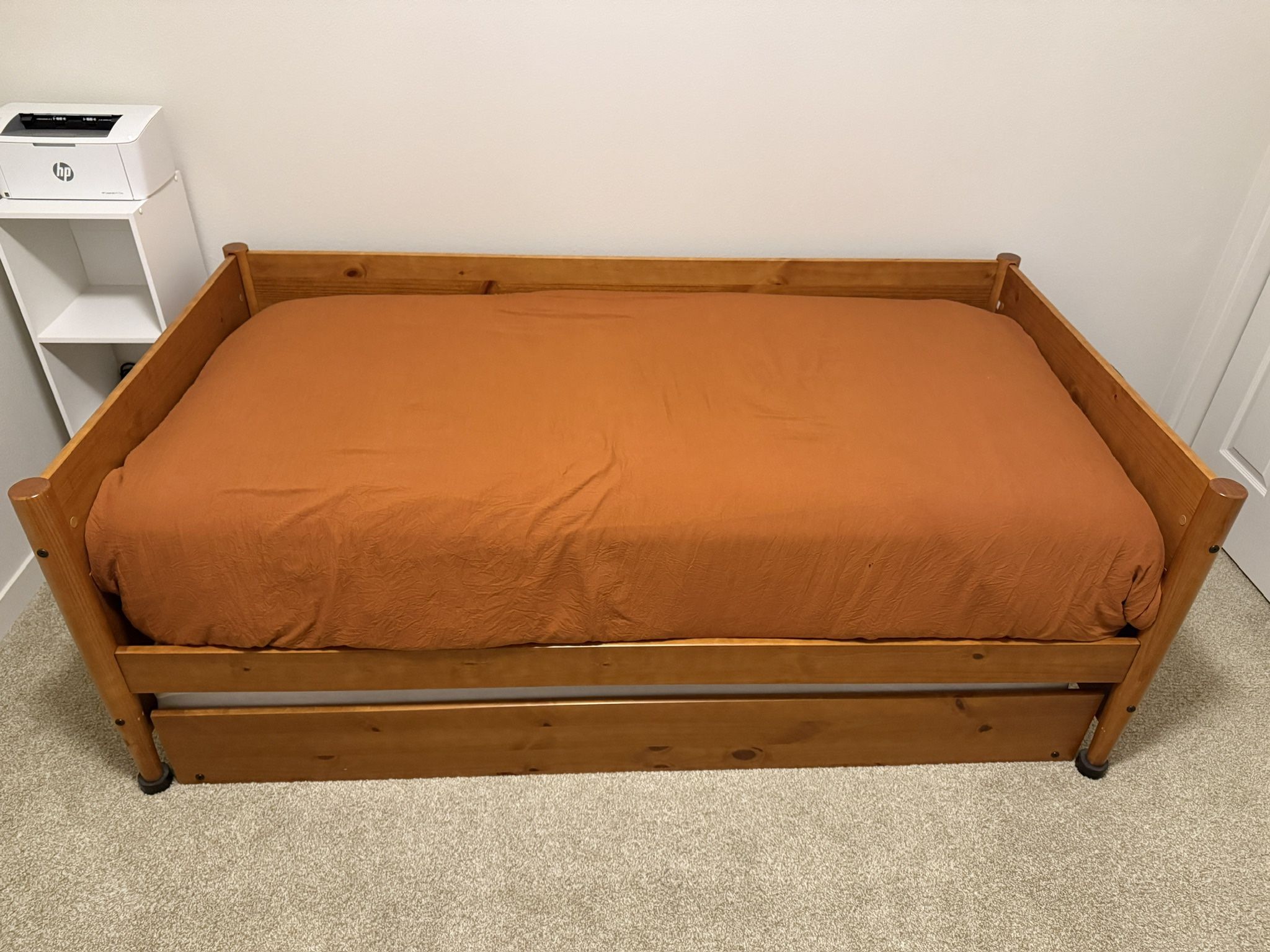 Twin Day Bed With Trundle - Mattresses/Bessing Included