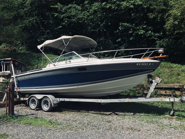 1985 formula sunspot boat with trailer