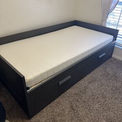 Sklat Bed With Storage Pulls Out To A Large queen