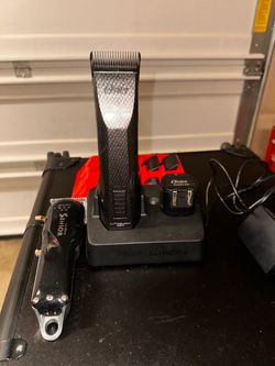 Barber clippers ( everything included for price ! Willing to negotiate)
