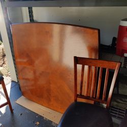 Dining Table w/ 4 Chairs & 1 Bench