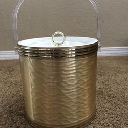 Fancy ice bucket/carrier