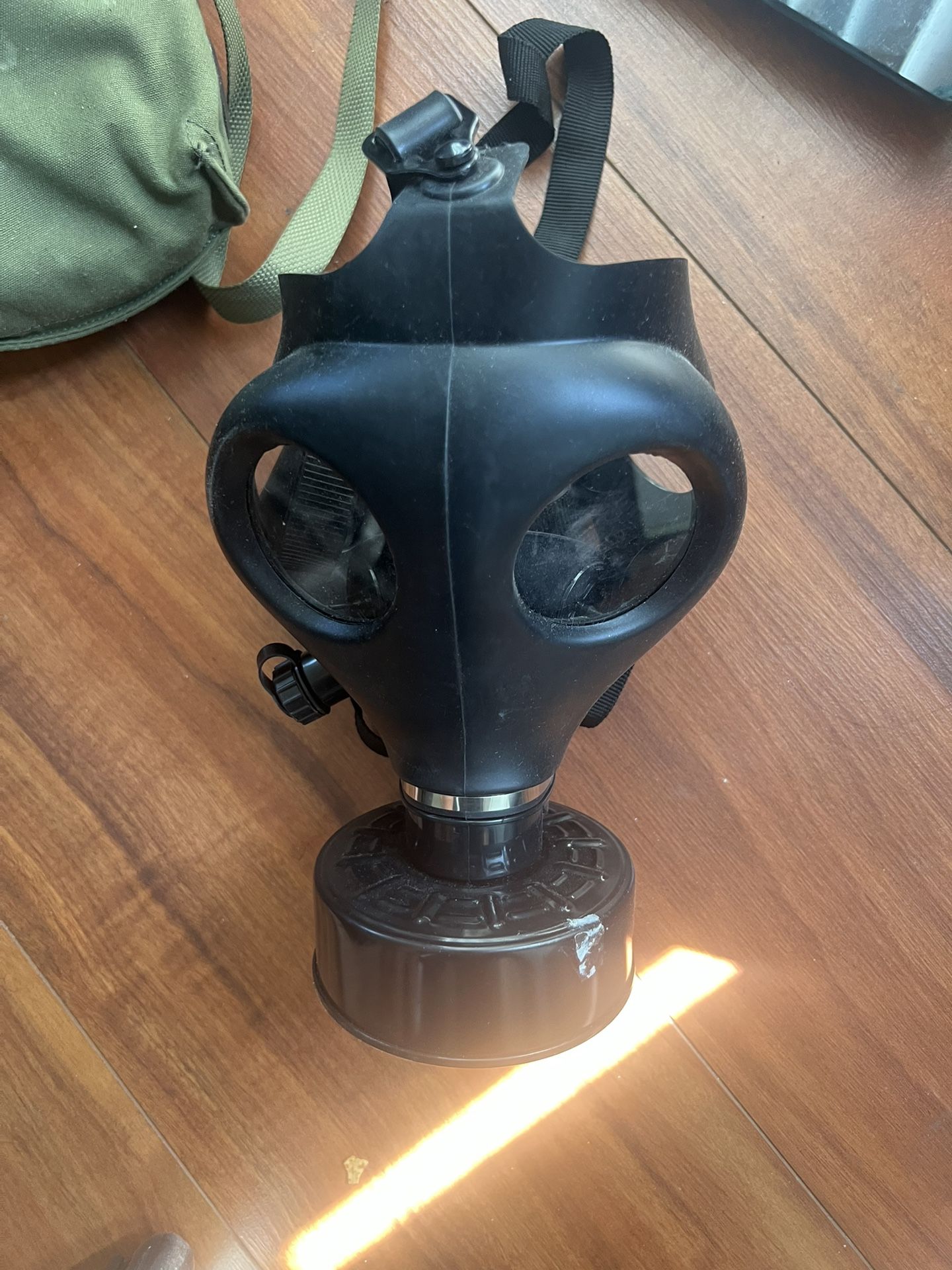 Gas Mask (used For Film Prop)