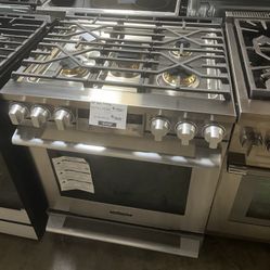 SIGNATURE SERIES GAS RANGE 30 INCH WIDE