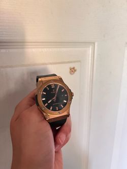 Lux watch hublo