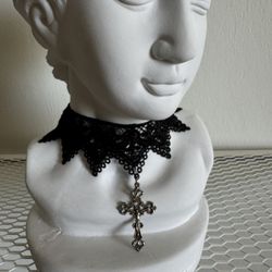 Choker Necklace cross