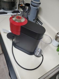 Nespresso Vertuo Next Coffee And Espresso Machine 1.1 Liters