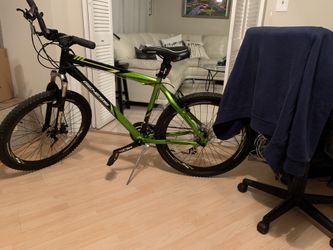 Genisis Mountain Bike 26 Inch
