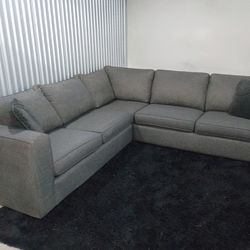 Free Delivery Today! Like new! Steam Cleaned Macy's sectional couch. Pet/smoke free..very comfortable sofa!