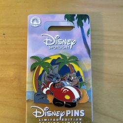 Disney Pin Limited Edition Stitch & Jumba Pin  