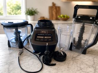 NINJA PROFESSIONAL 1500-WATT BLENDER + FOOD PROCESSOR + PERSONAL SMOOTHIE SYSTEM
