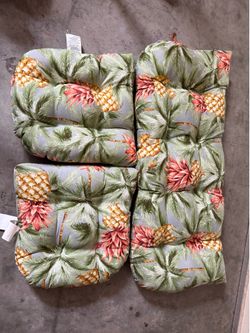 Free patio chair cushions