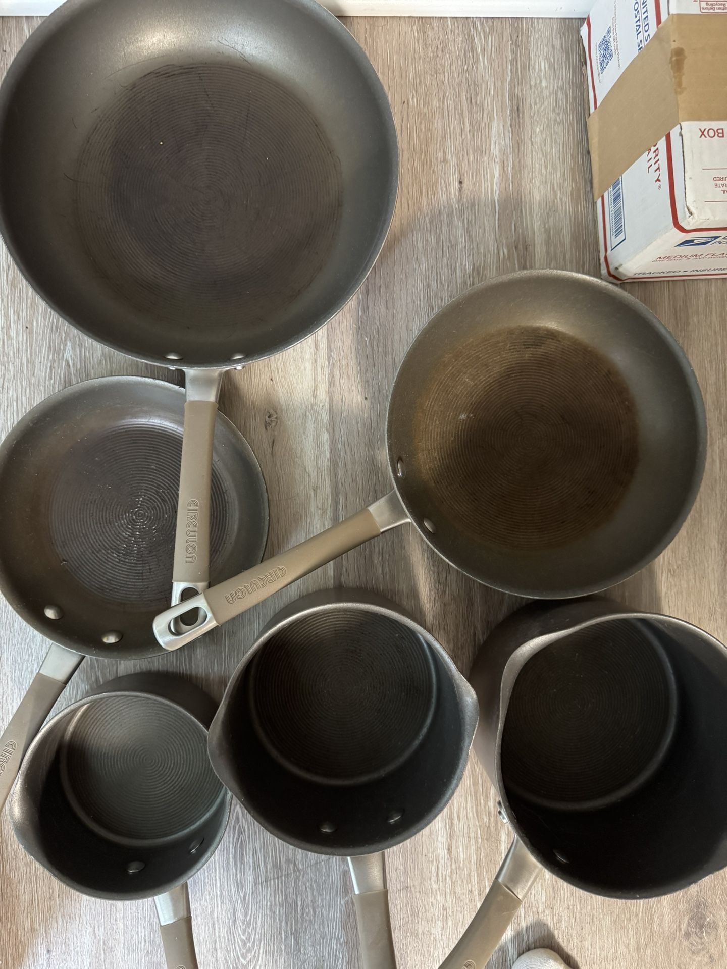 Heavy Weight Non-Stick Pots And Pans Set