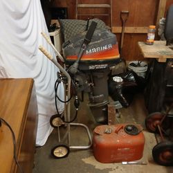 Older 9.9 Mariner Outboard Motor