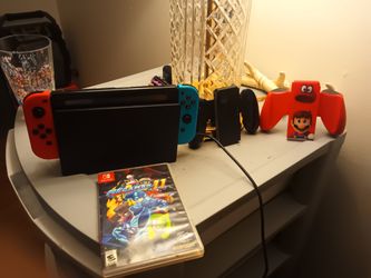 Nintendo switch and controllers and game