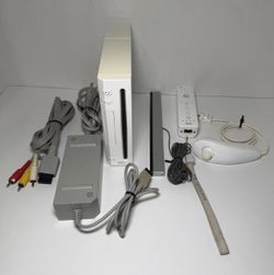 Nintendo Wii plays GameCube games