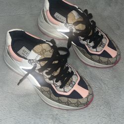 Gucci Sneakers 