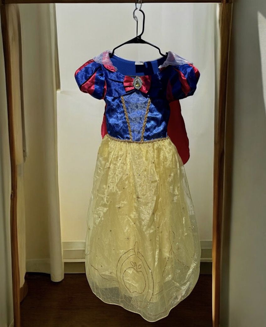 Snow White  Dress 