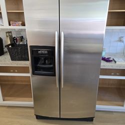 Kitchenaid Stainless Steel Refrigerator $395