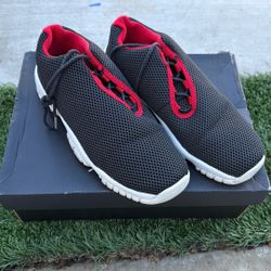 5.5Y Red And Black Jordan’s 