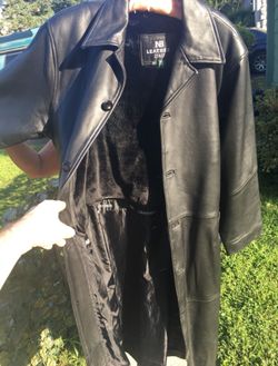 Men’s Italian leather coat