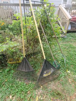 Large and Extra Large Leaf collection Racks,    see DESCRIPTION for Details 