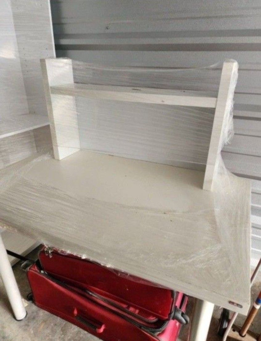 White Computer Make-up Desk
