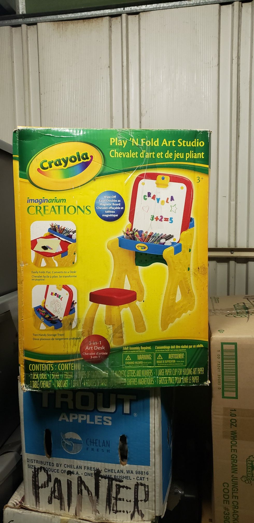 Crayola Play N' Fold Art Studio