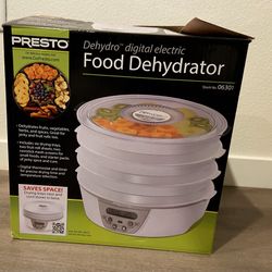 Presto Food Dehydrator, with Extra Trays