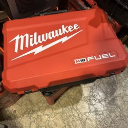 Milwaukee Drill Combo Set