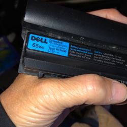 Dell 65 W battery for laptop