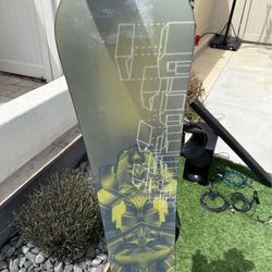 Burton Floater 163 Snowboard w/ K2 Bindings