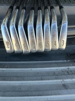 Titleist 712 irons Left handed